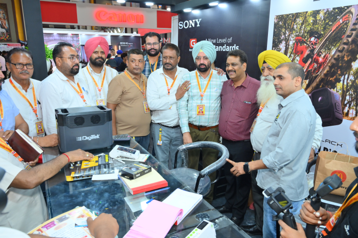 Photo Gallery Punjab Photo Fair  2025